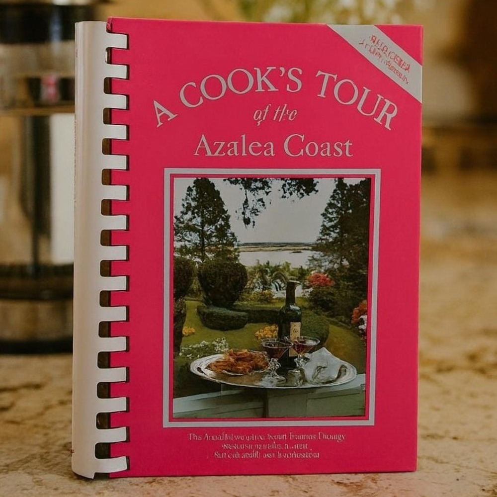 1985 Azalea Coast Cookbook Wilmington NC Spiral Community Book